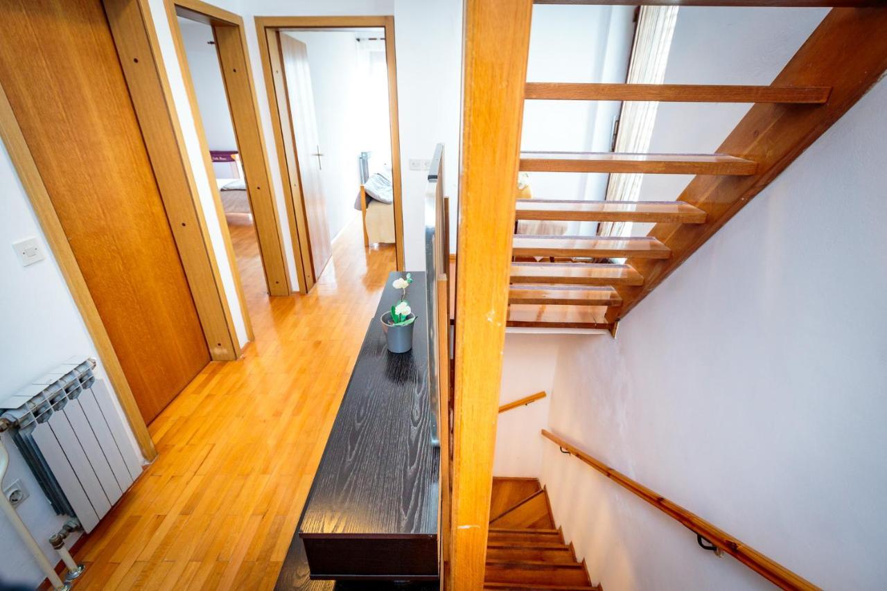Holiday House Casa Maria روفينج المظهر الخارجي الصورة